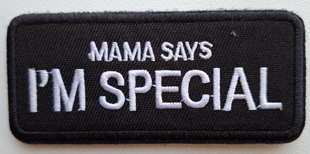 Borst/Mouwembleem: Mama Says I’M SPECIAL (Wit)., Verzamelen, Overige Verzamelen, Verzenden, Nieuw