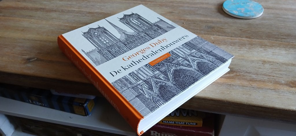 Georges Duby: De kathedralenbouwers (Luxe editie), Architecten, Georges Duby, Ophalen of Verzenden, Zo goed als nieuw