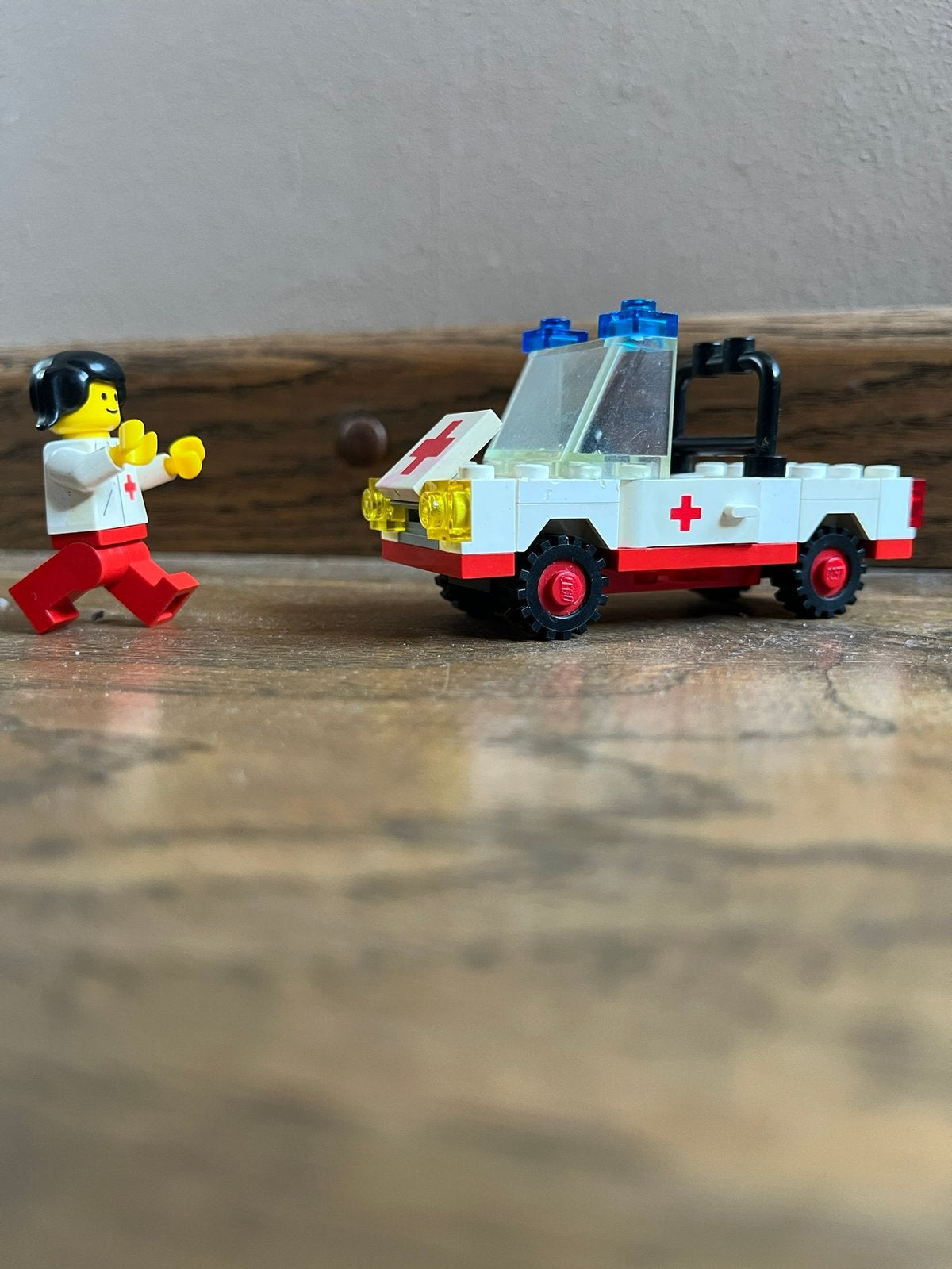Lego Classic Legoland 6629 Rode Kruis Auto COMPLEET, Gebruikt, Lego, Ophalen of Verzenden, LEGOLAND