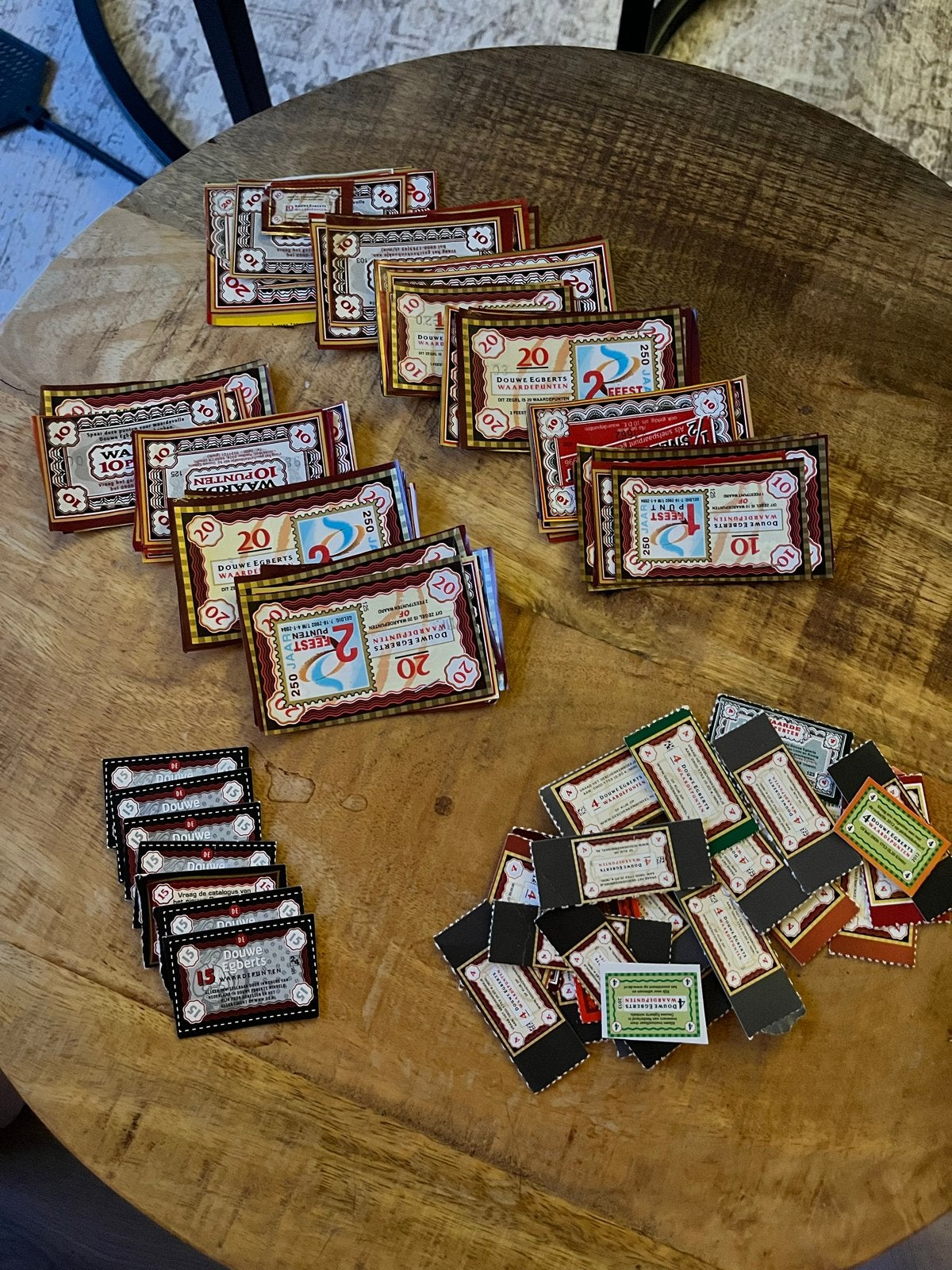 Douwe Egberts Waardepunten - 1.209 punten, Hobby en Vrije tijd, Spaarzegeltjes, Ophalen of Verzenden, Koffie of Thee, Zegels, Bonnen of Punten