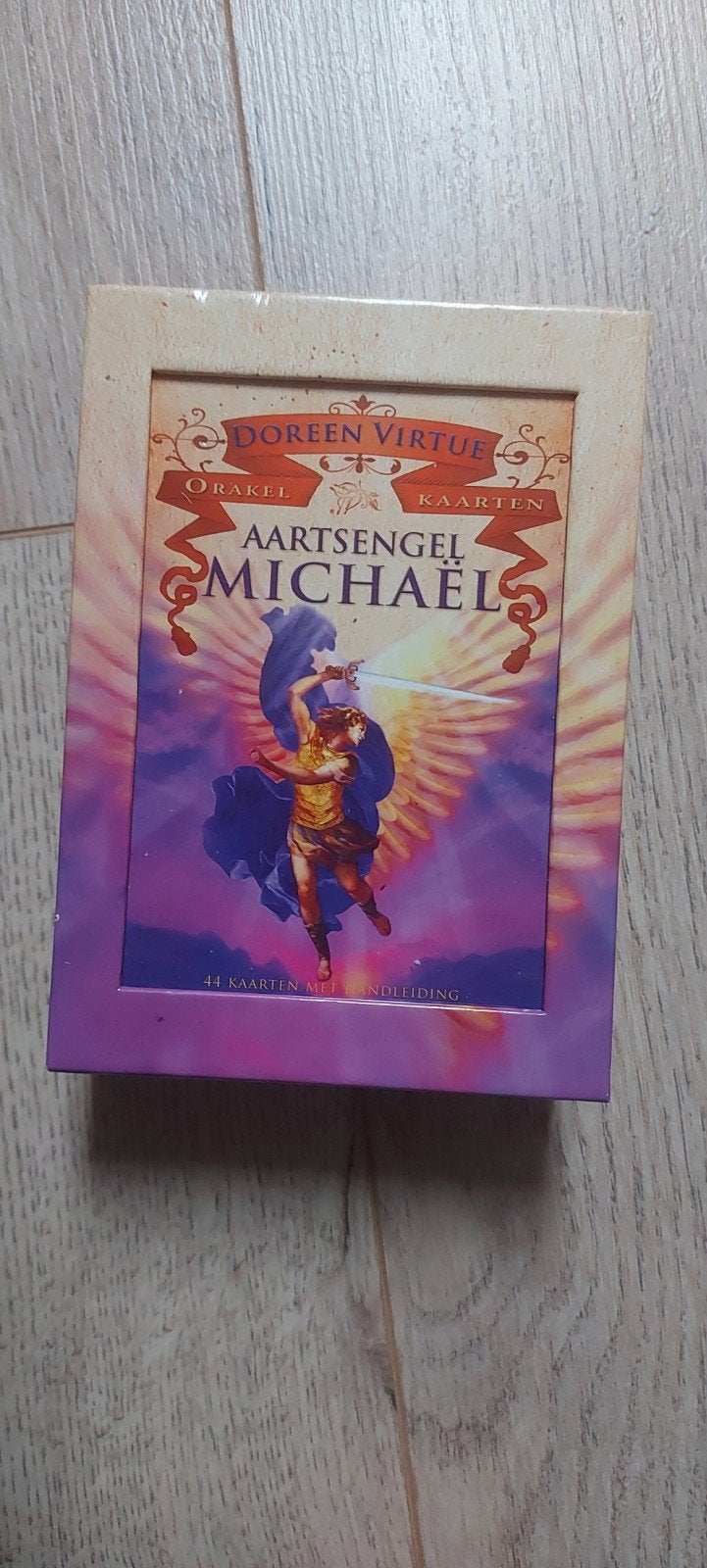 Doreen Virtue Aartsengel Michaël Orakelkaarten, Boeken, Ophalen of Verzenden, Zo goed als nieuw, Tarot of Kaarten leggen, Overige typen