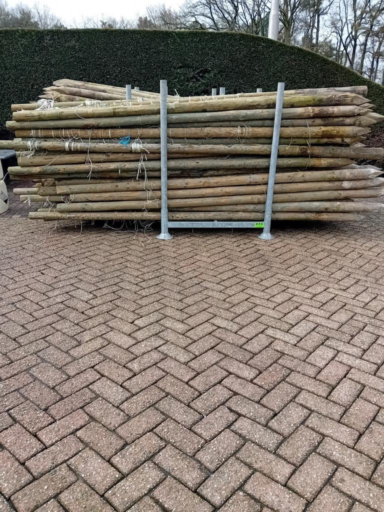 Palen 3,5 meter met punt, 8-10 cm doorsnede, Tuin en Terras, Palen, Balken en Planken, Ophalen, Gebruikt, 250 cm of meer, Palen