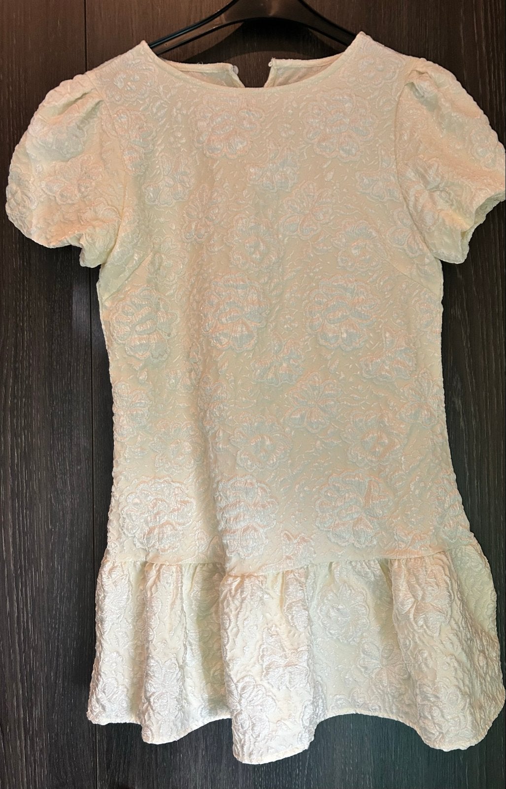 Crèmekleurig/lichtgeel cocktail/zomerjurkje (S/M), Kleding | Dames, Ophalen of Verzenden, Nieuw, Maat 36 (S), Beige