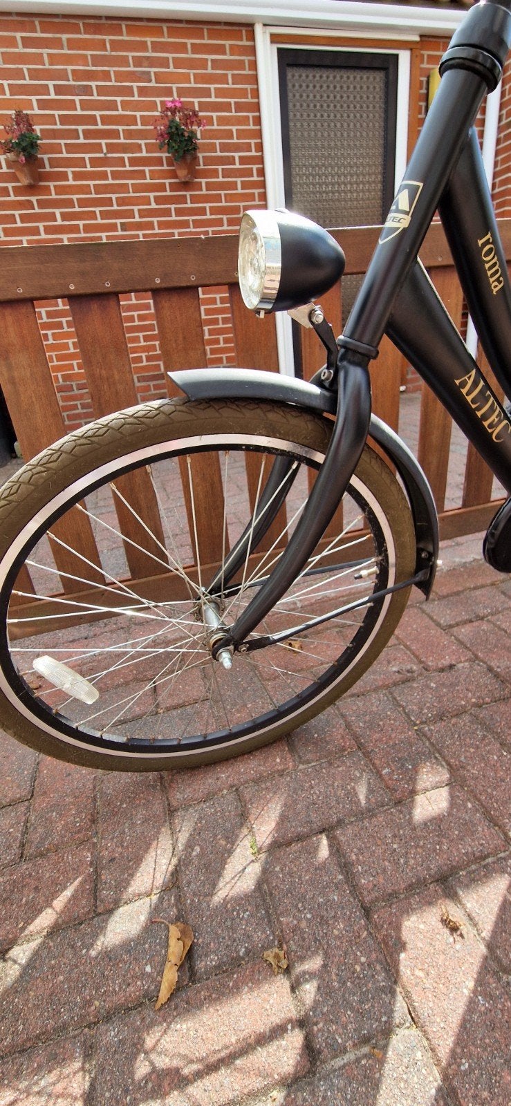 Altec Roma 24 inch meisjesfiets - Zwart, Ophalen, Terugtraprem, Altec, Gebruikt