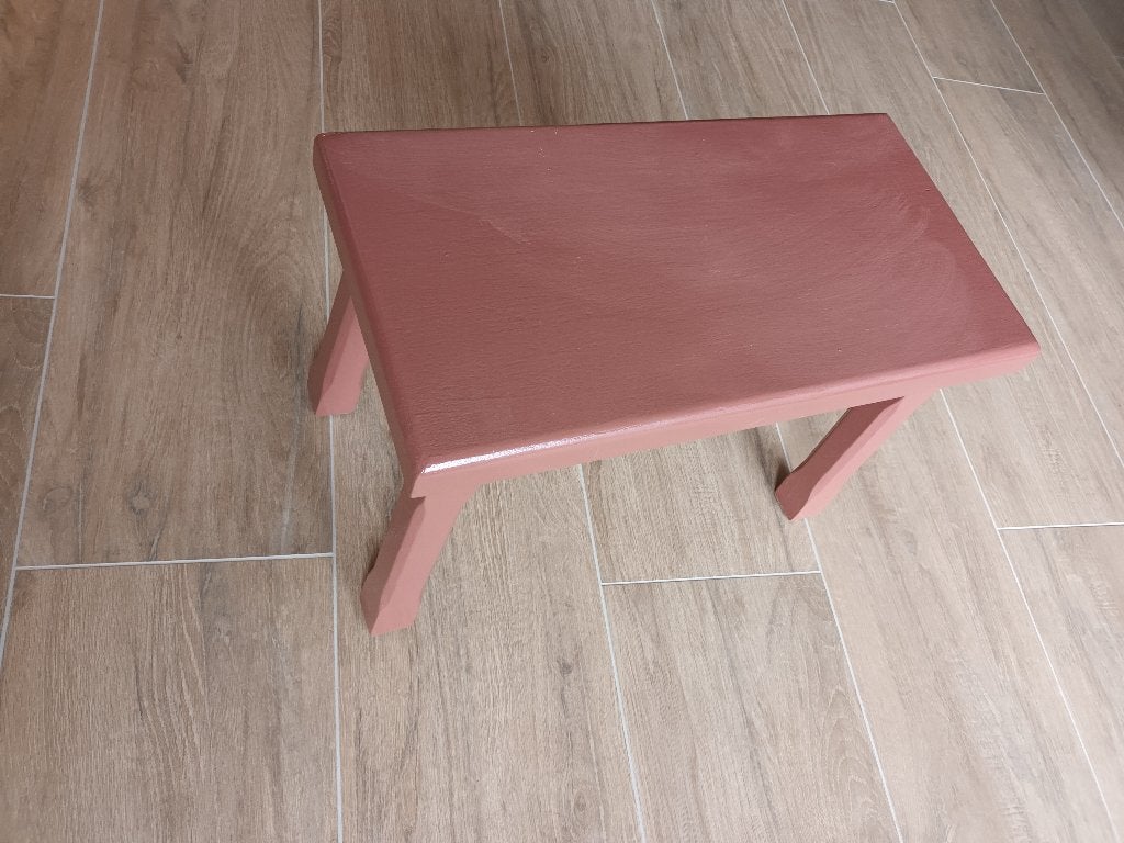 GRATIS Bijzettafeltje massief hout terracotta geschilderd, Ophalen, Minder dan 45 cm, Gebruikt, 55 tot 75 cm