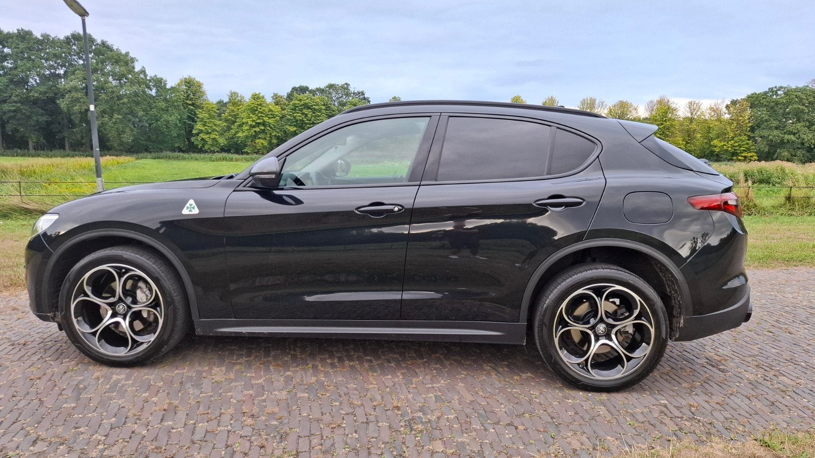 Alfa Romeo Stelvio 2.0 Turbo Q4 AWD 2019, Auto's, Automaat, 1995 cc, Zwart, Vierwielaandrijving