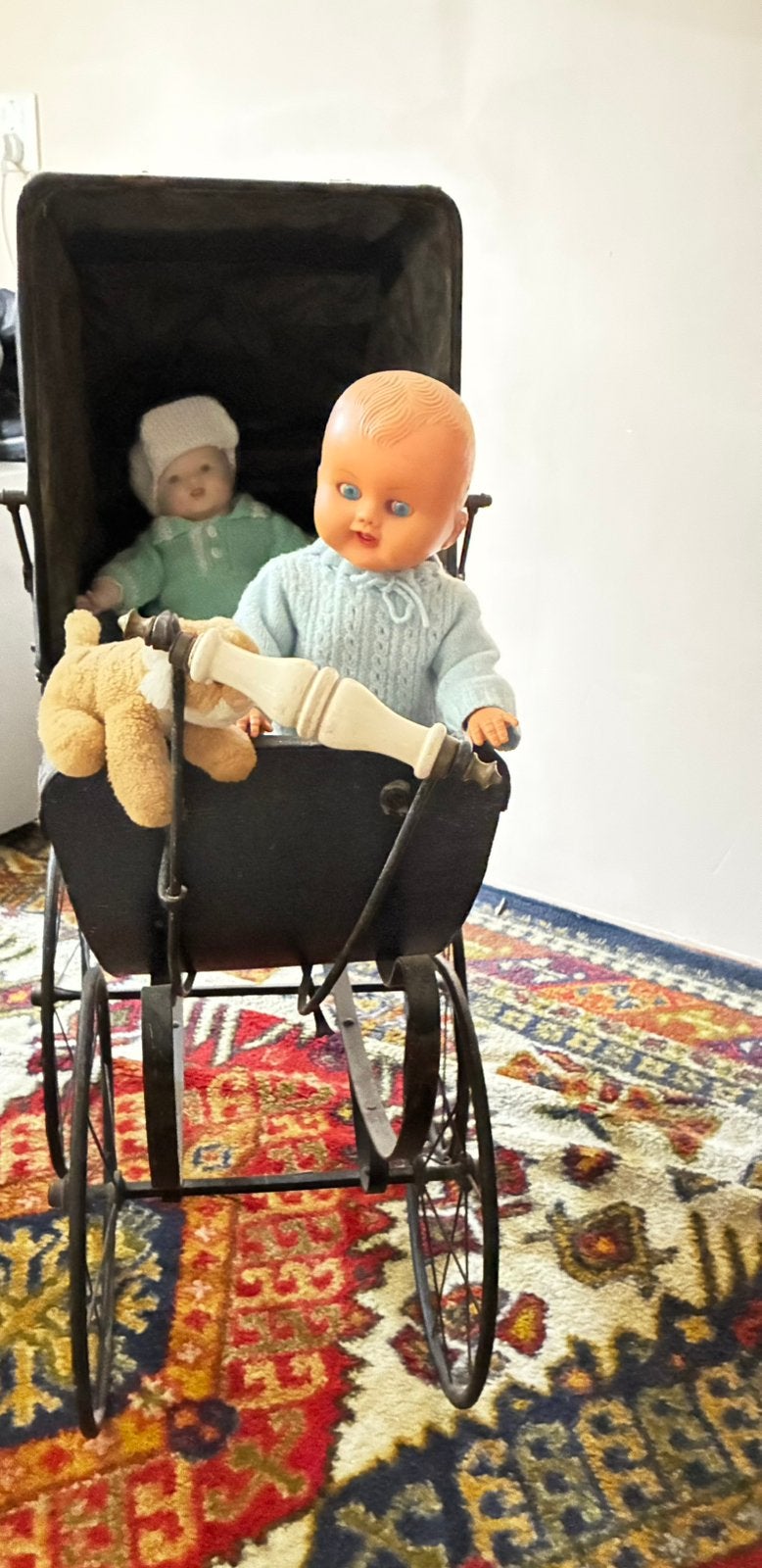 Antieke poppenwagen met inhoud, Antiek en Kunst, Ophalen