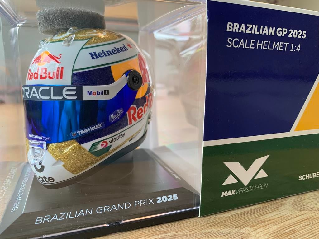 Max Verstappen | helm 1:4 Brazilie 2025 | Schuberth, Verzamelen, Automerken, Motoren en Formule 1, Ophalen, Nieuw, Formule 1