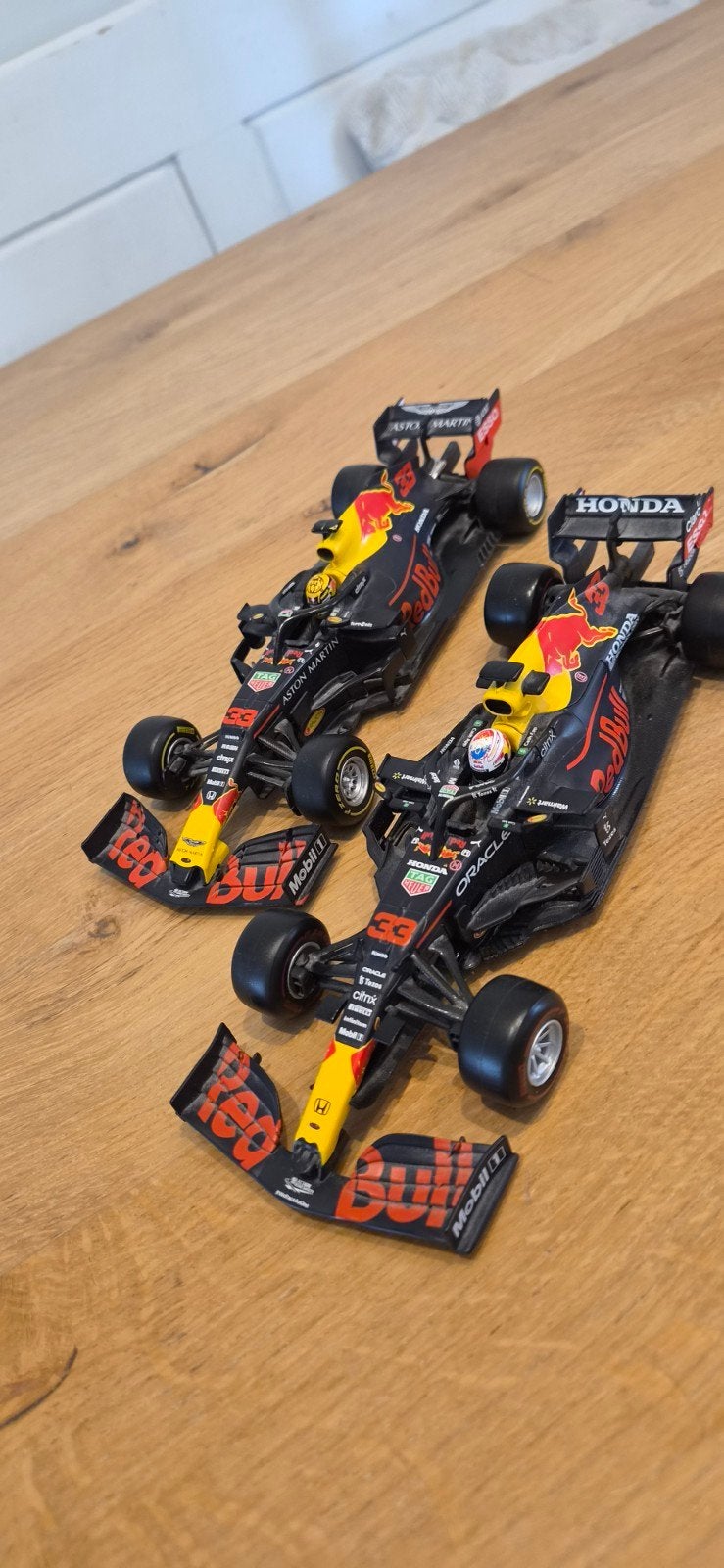 Red Bull Racing RB15 en RB16 schaalmodellen Max Verstappen, Kinderen en Baby's, Ophalen of Verzenden, Zo goed als nieuw