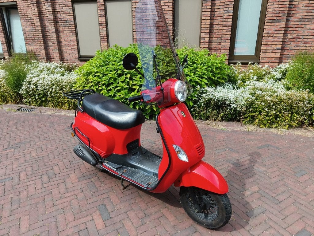 Scooter, Fietsen en Brommers, Gebruikt, Benzine, Ophalen, Overige merken