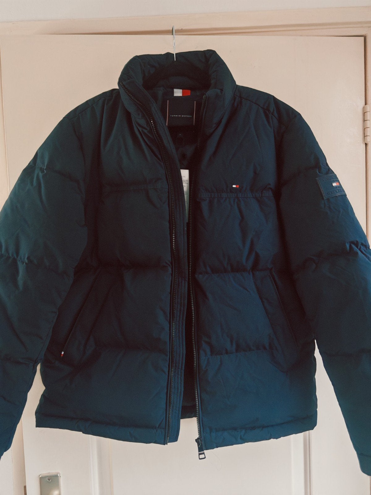 Tommy Hilfiger Puffer Winterjas Donkerblauw Maat M ZGAN!, Ophalen, Tommy Hilfiger, Zo goed als nieuw, Maat 48/50 (M)