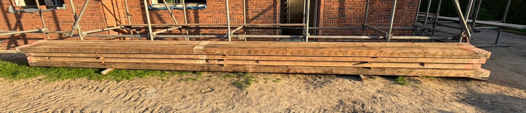 Lange houten balken 8 meter lang 8x, Doe-het-zelf en Verbouw, Hout en Planken, Ophalen, Gebruikt