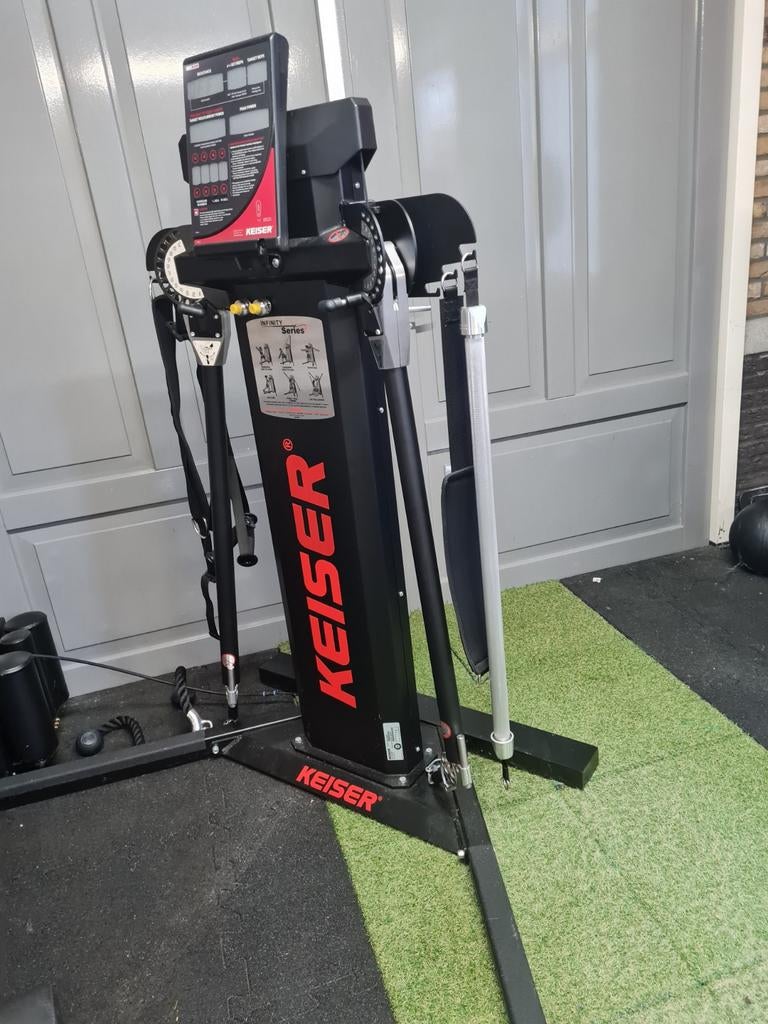 Keiser Functioneel Trainer met Compressor 3020 bp, Sport en Fitness, Fitnessapparatuur, Zo goed als nieuw, Ophalen