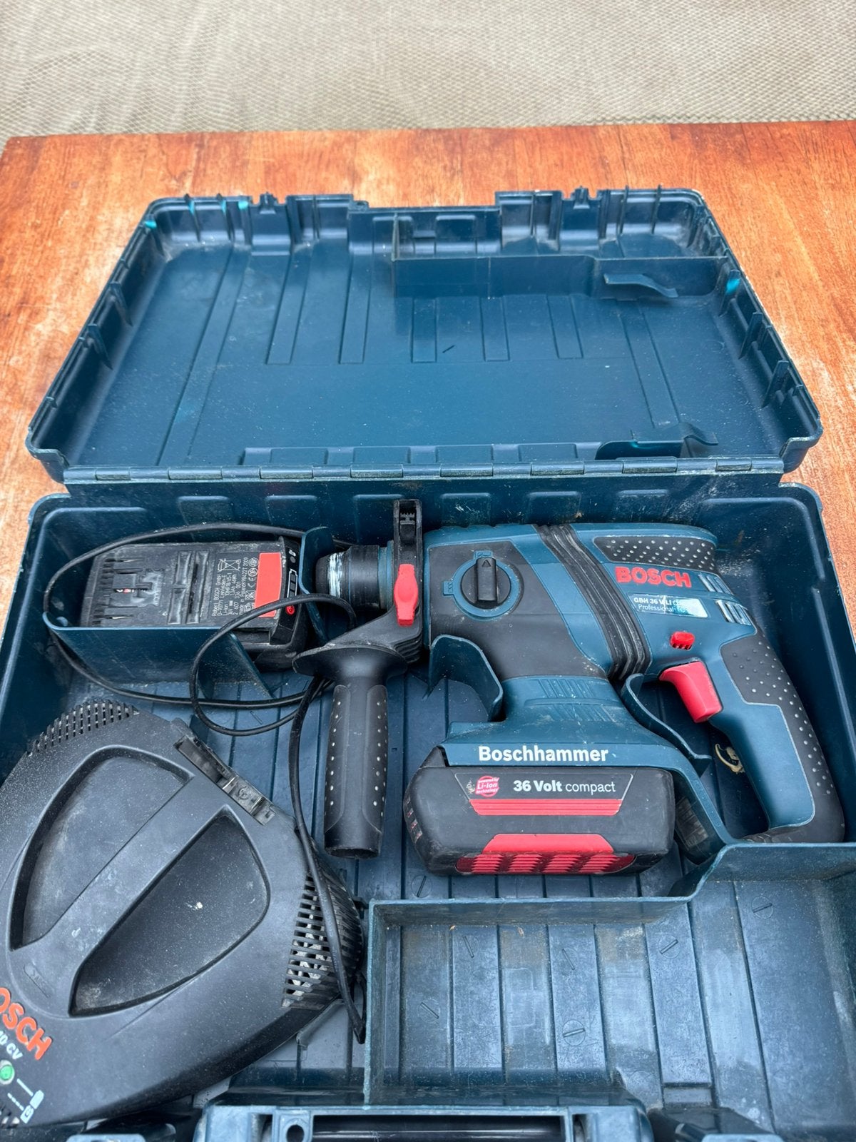 Bosch GBH 36 V-LI accuboorhamer klopboormachine boorhamer, Doe-het-zelf en Verbouw, Ophalen of Verzenden, Zo goed als nieuw, Boor- en/of Breekhamer
