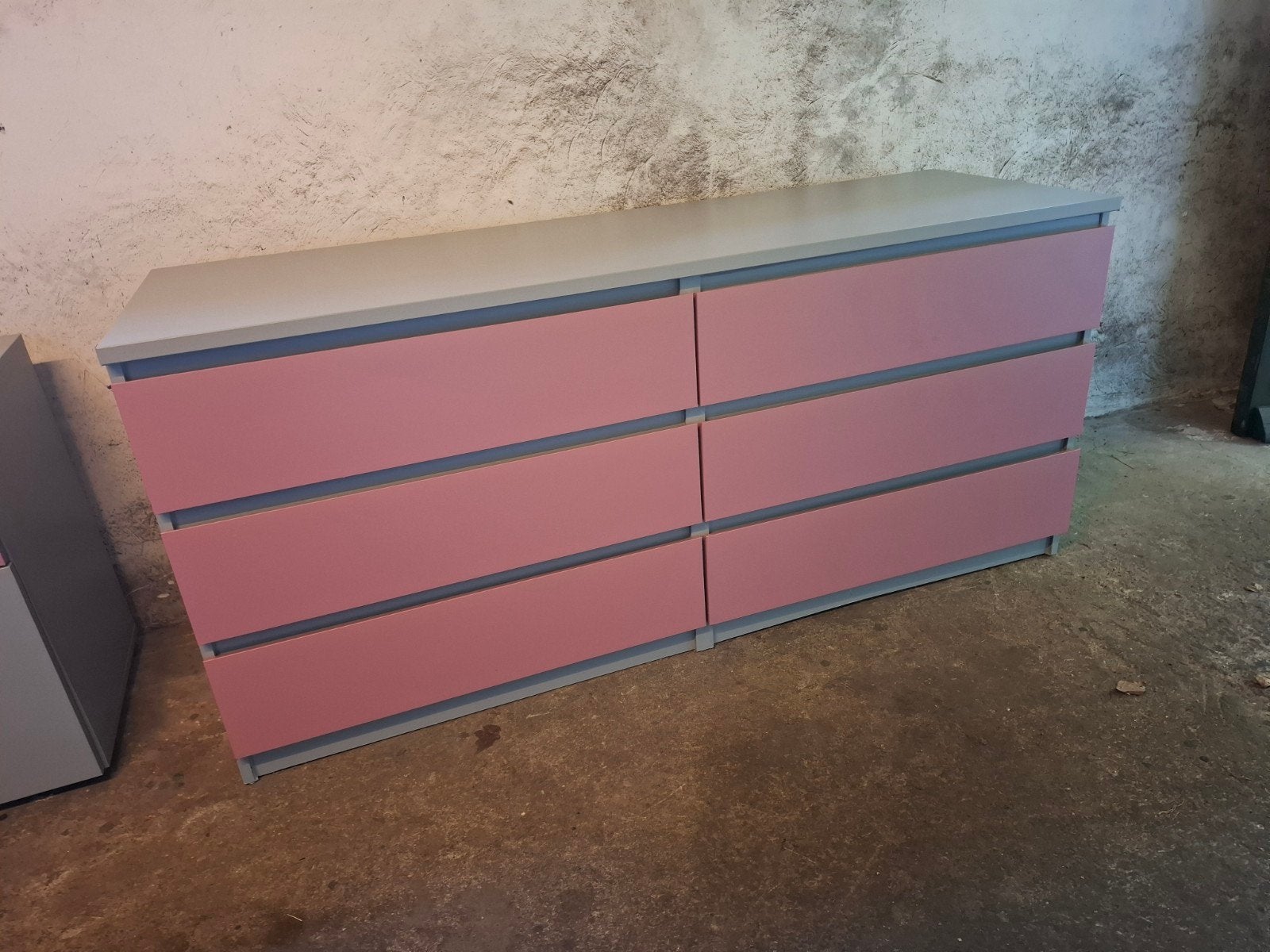 Dressoir en nachtkastjes, Ophalen, 25 tot 50 cm, 150 tot 200 cm