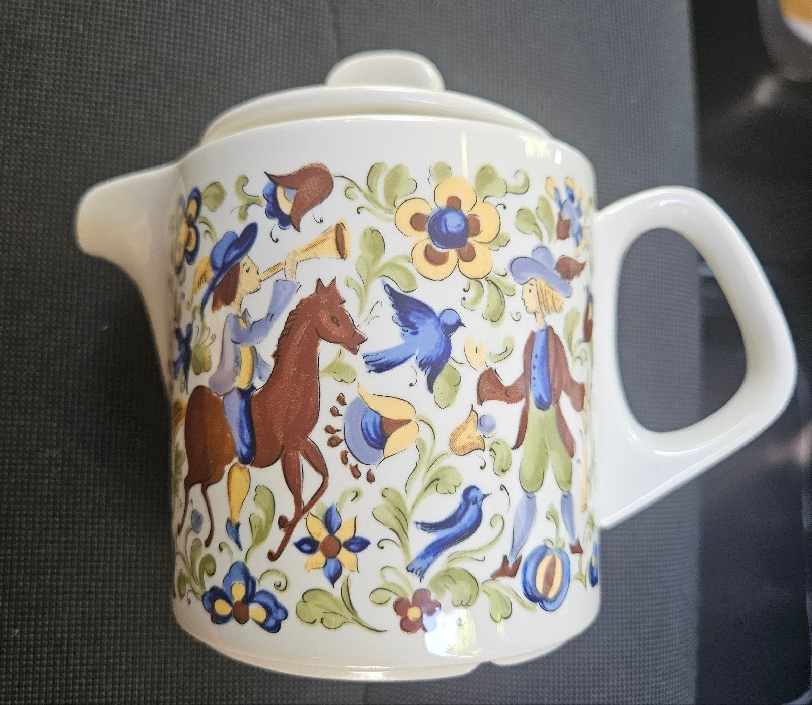 Villeroy & Boch theepotje/kannetje met kleurrijk decor, Gebruikt, Overige typen, Ophalen of Verzenden, Overige stijlen