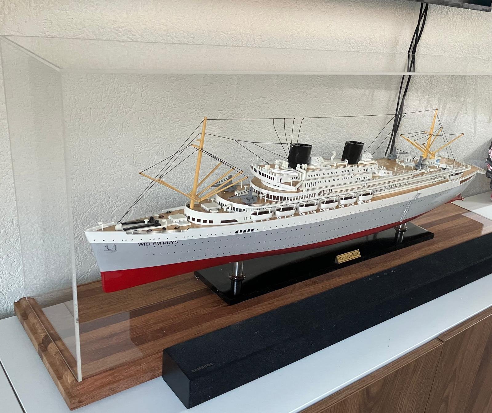 Vitrine / Showcase / Displaycase / display / stolp op maat!, Ophalen, Zo goed als nieuw