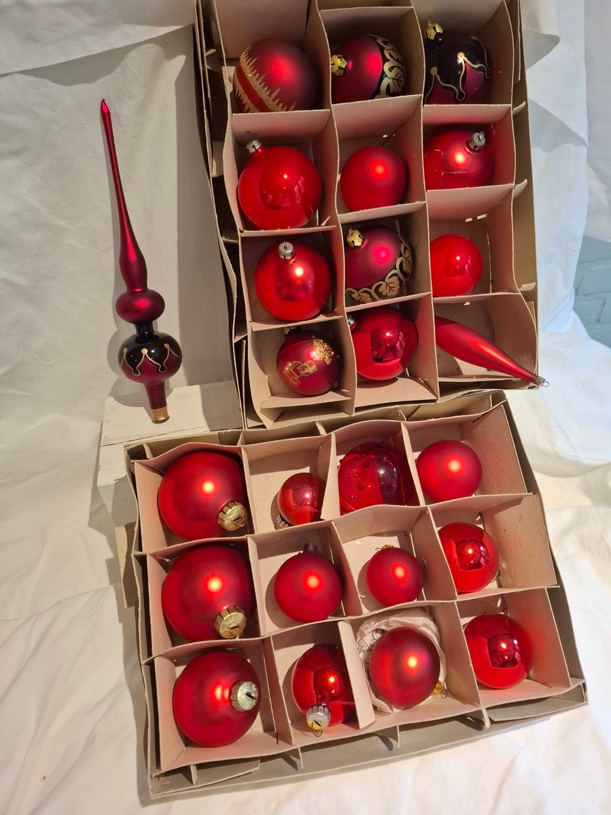 24 vintage glazen kerstballen plus piek, Diversen, Kerst, Ophalen of Verzenden