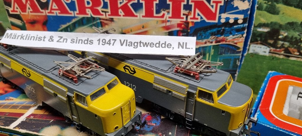 Marklin 3055 ( 1212) 4 x, Hobby en Vrije tijd, Modeltreinen | H0, Wisselstroom, Locomotief, Analoog, Ophalen of Verzenden