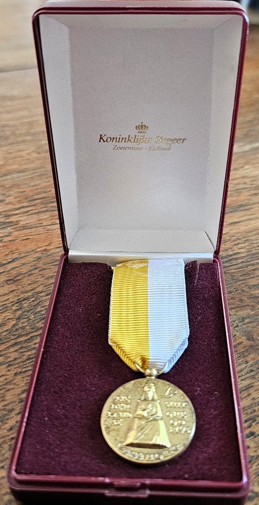 Koninklijke Begeer erepenning zilver‑verguld met certificaat, Postzegels en Munten, Penningen en Medailles, Ophalen of Verzenden
