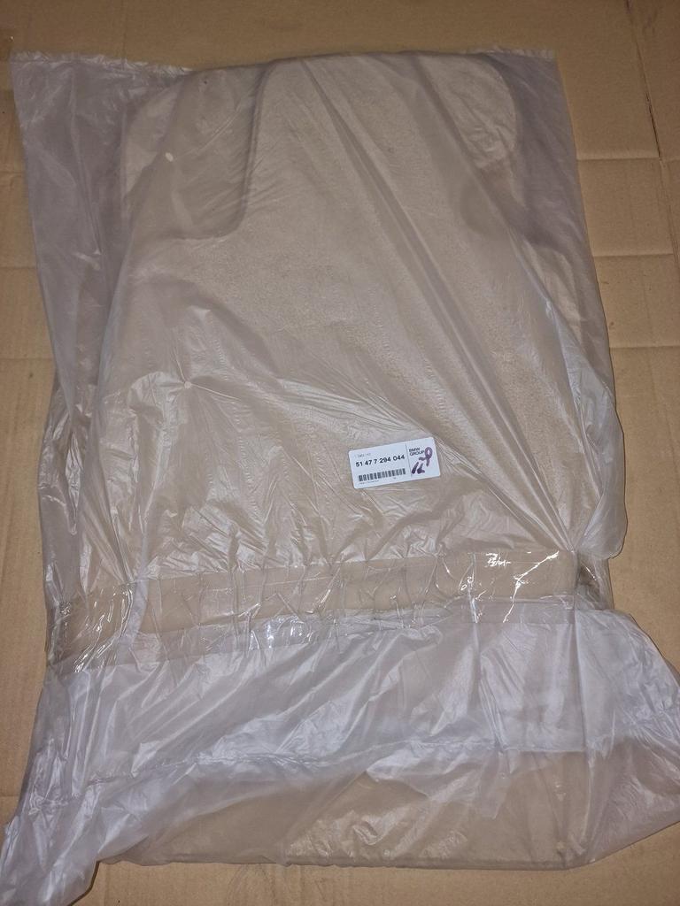 Automatten set 4-delig 51477294044 beige BMW F30 origineel, Auto-onderdelen, Interieur en Bekleding, -, -, Nieuw, Ophalen of Verzenden
