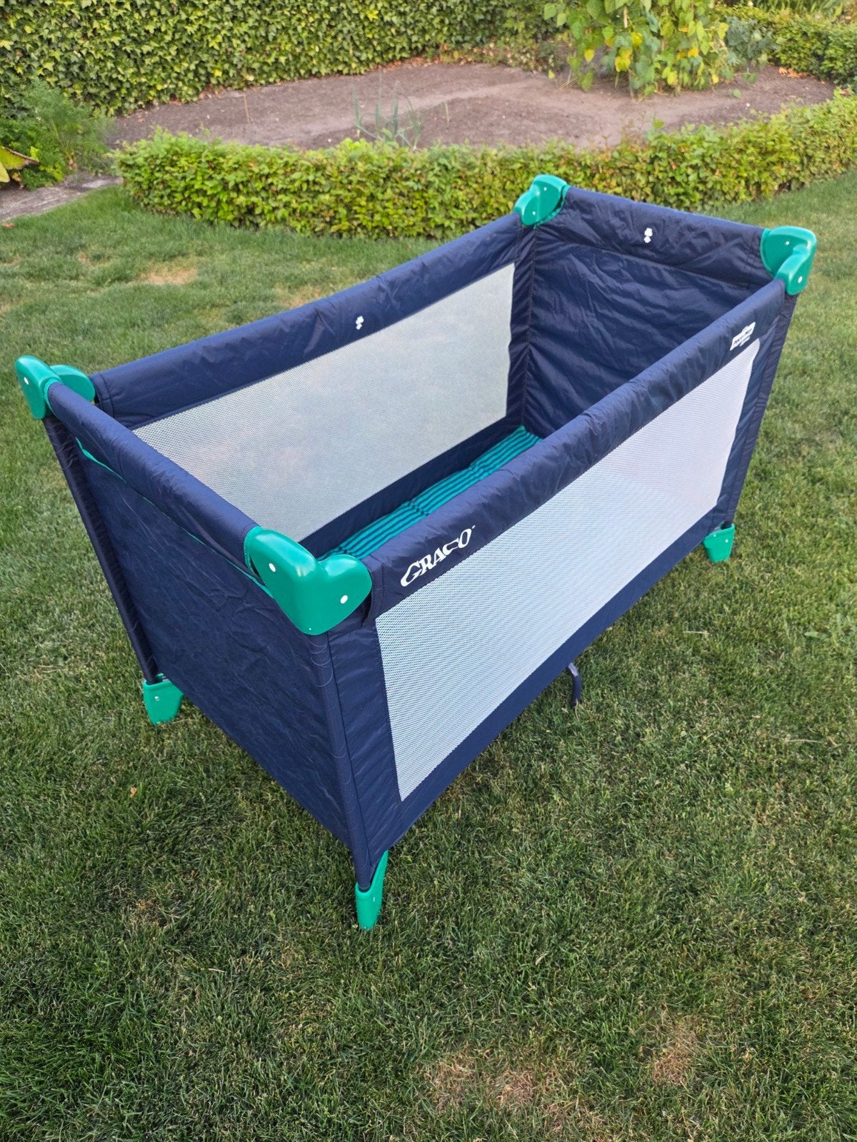 Keurig campingbedje, Ophalen, Zo goed als nieuw, Reisbedje