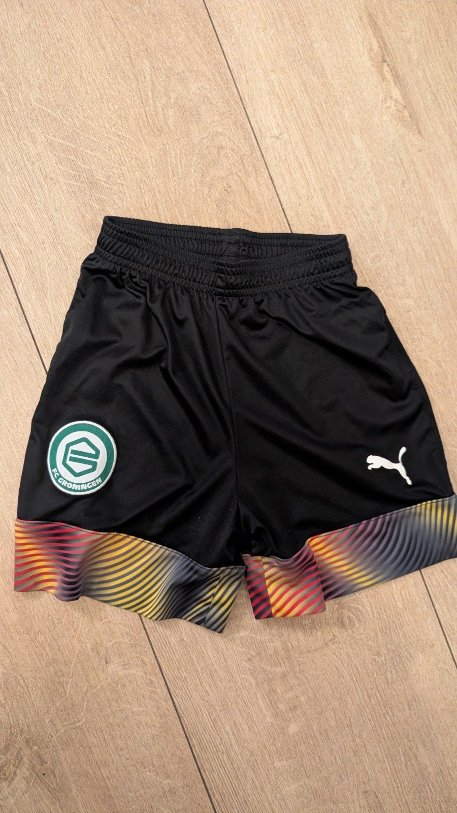 FC Groningen Derde Tenue Broekje, Ophalen of Verzenden, Zo goed als nieuw, Puma, Jongen