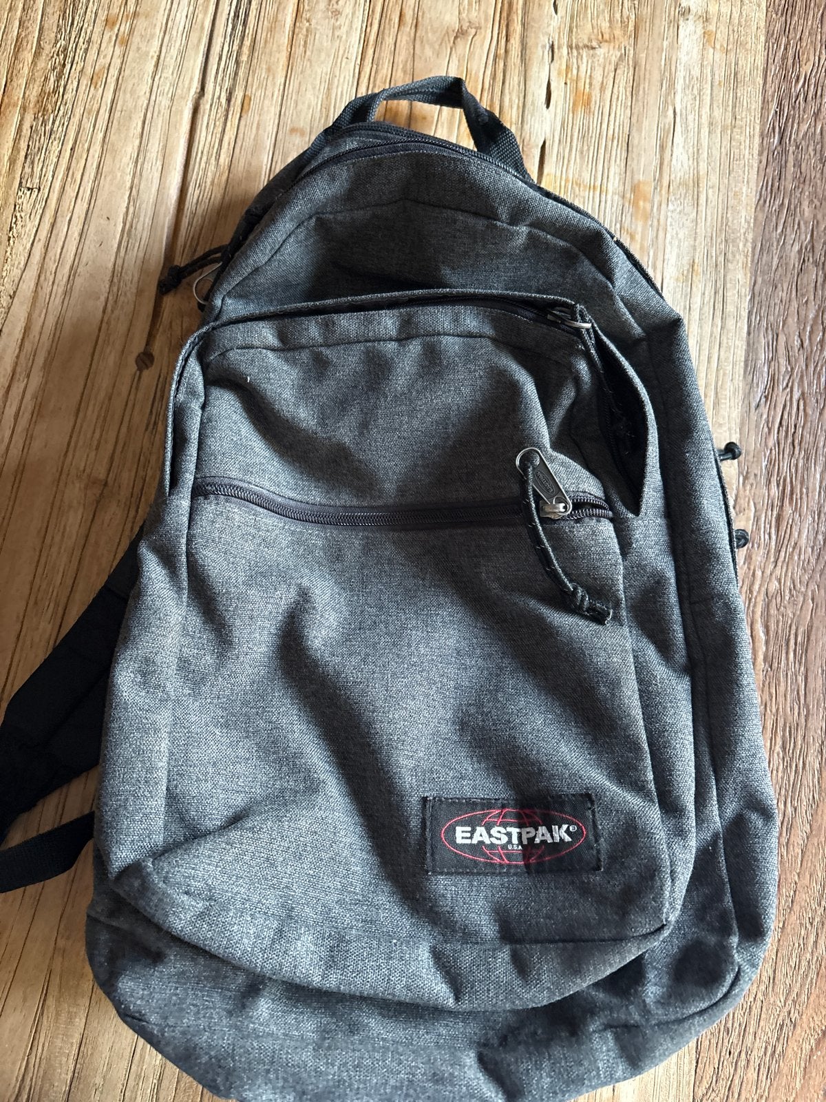Eastpak Rugzak Grijs - Gebruikt, 45 tot 60 cm, Gebruikt, 25 tot 40 cm, Ophalen of Verzenden