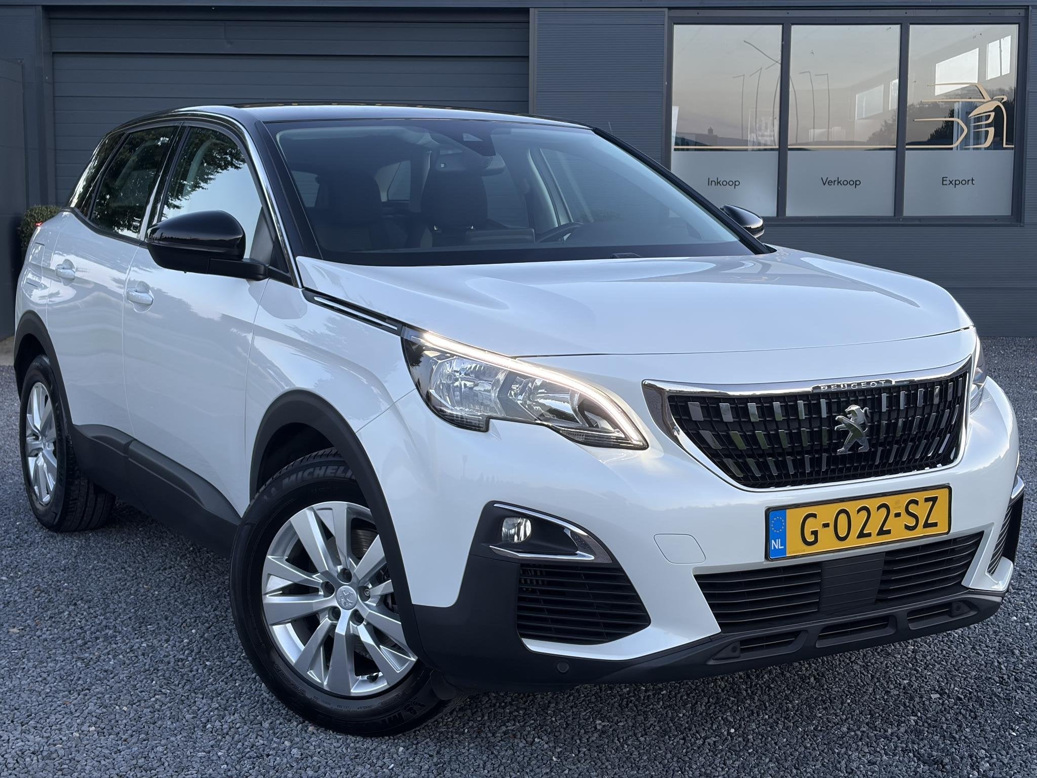 Peugeot 3008 1.2 PureTech Active ✓D-riem vv in 2023✓360, Auto's, Voorwielaandrijving, Dealer onderhouden, Stof, Gebruikt