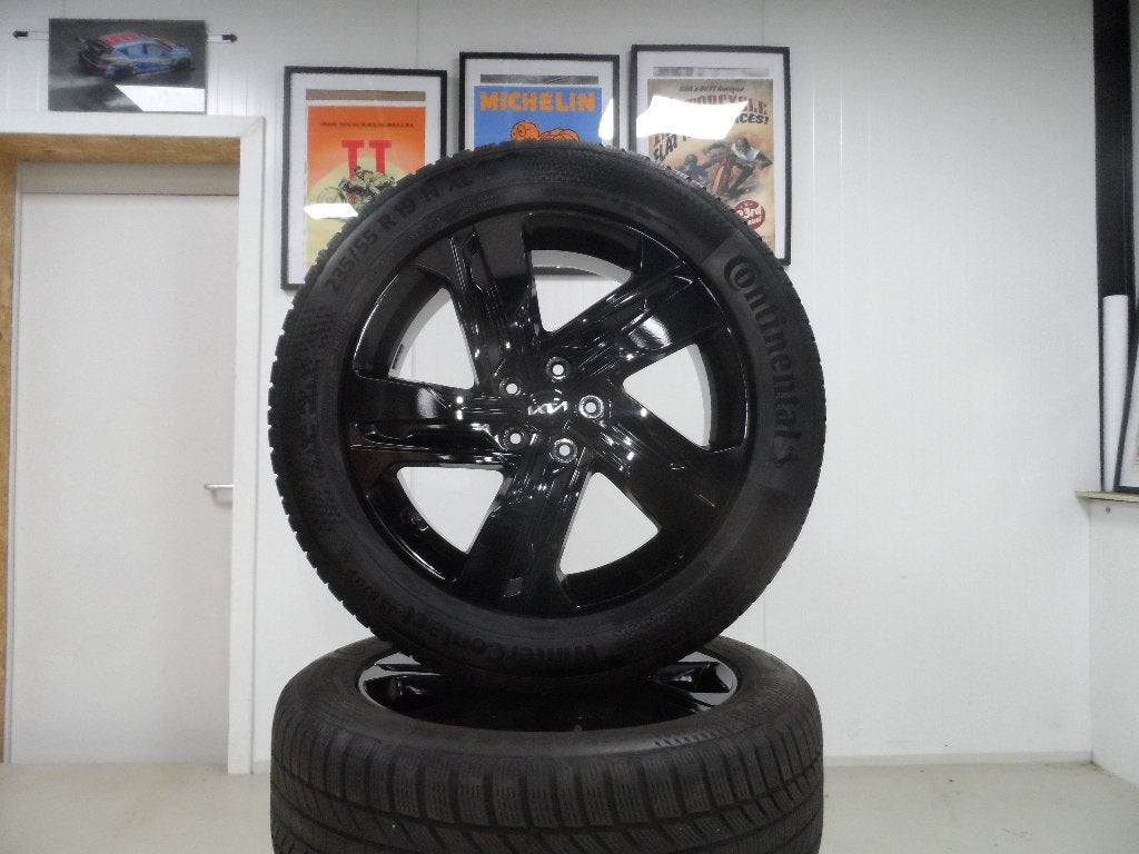 19 inch origineel Kia Sorento winterbanden set in nw. staat