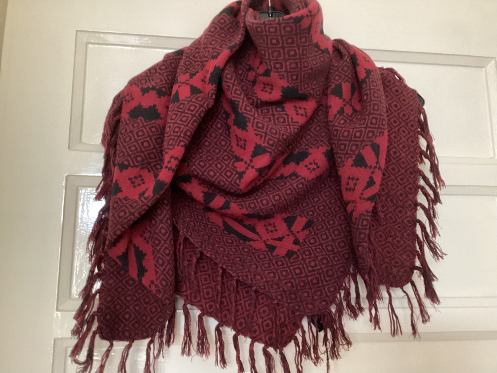 Omslagdoek sjaal bordeaux rood 100% katoen, Kleding | Dames, Mutsen, Sjaals en Handschoenen, Ophalen, Zo goed als nieuw, Maat 46/48 (XL) of groter