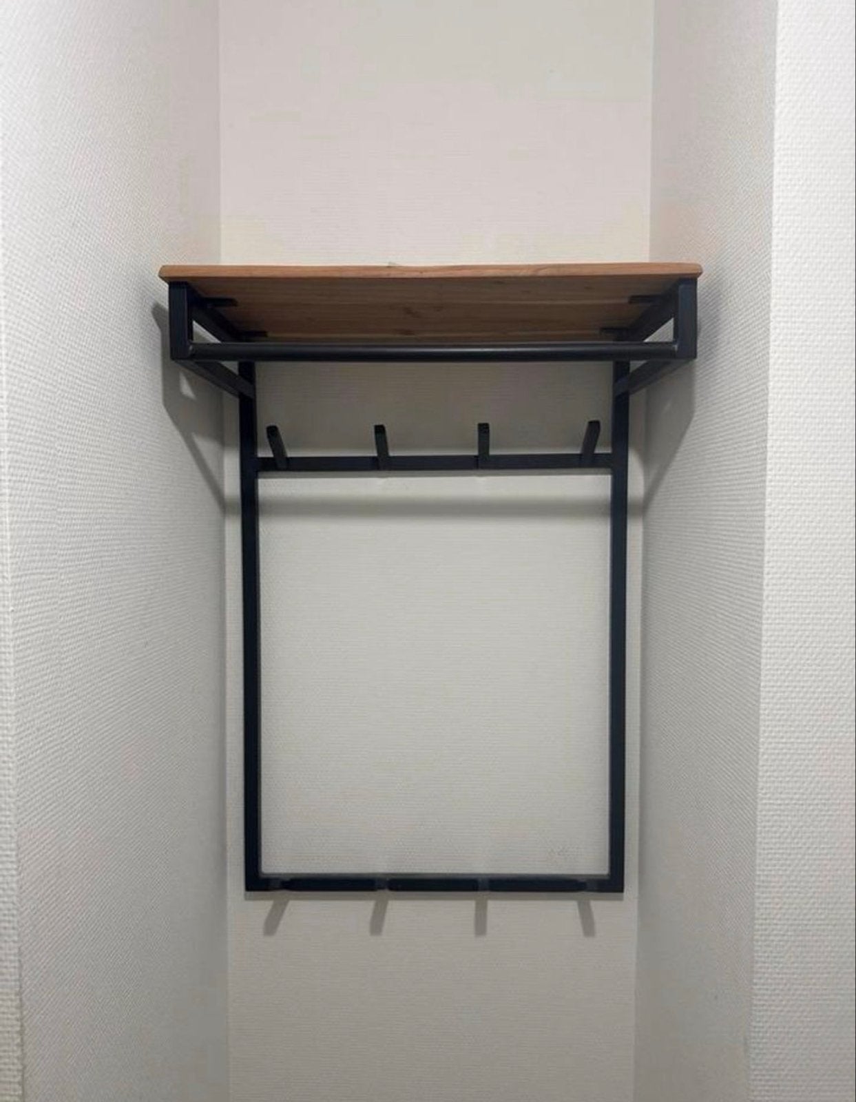 Wandkapstok met 8 haken en houten plank - Acasiahout, Gebruikt, Minder dan 100 cm, Hout, Ophalen