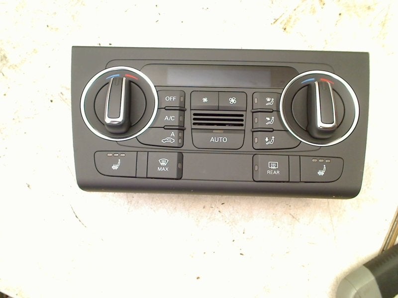 Kachel Bed. Paneel climate control Q3 (8UB/8UG) 2015, Gebruikt, Continental-Plaza 1, Hannover 30175, , Duitsland, Audi, Mail_service@conti.de