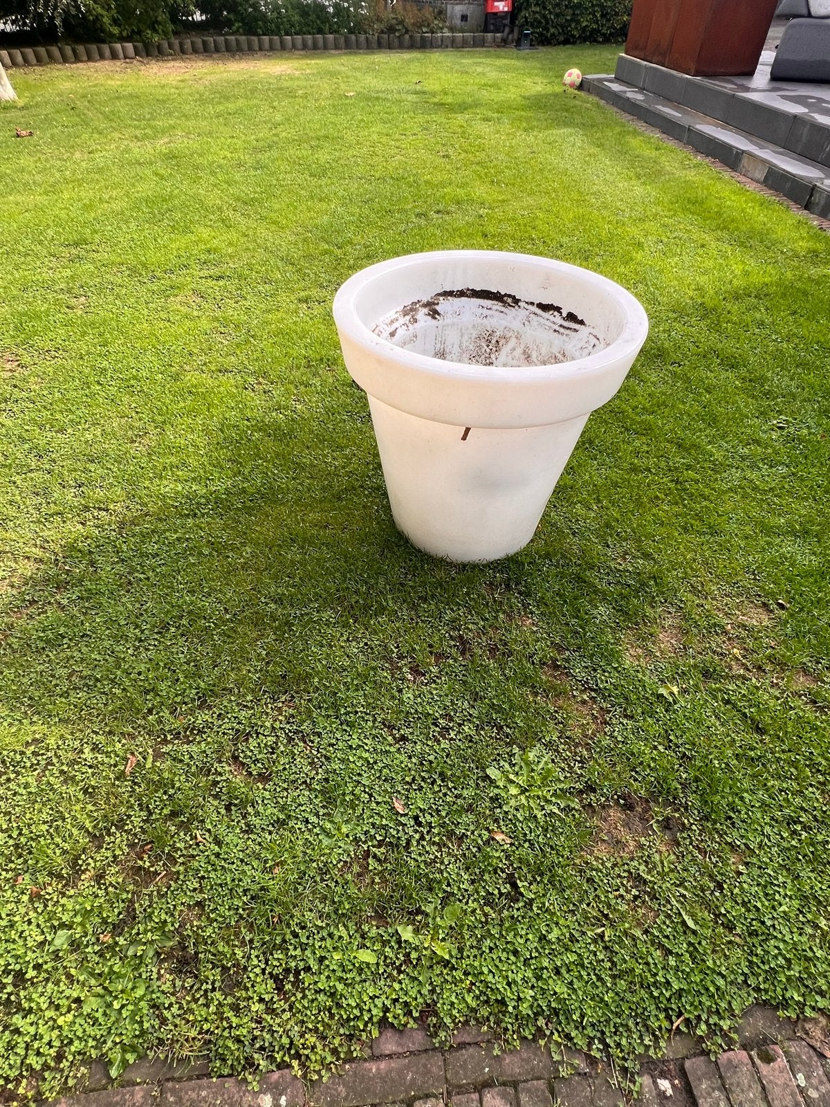 Grote bloempot met verlichting, 60x65 cm, Tuin en Terras, Bloempotten, Kunststof, Gebruikt, 40 cm of meer, Rond