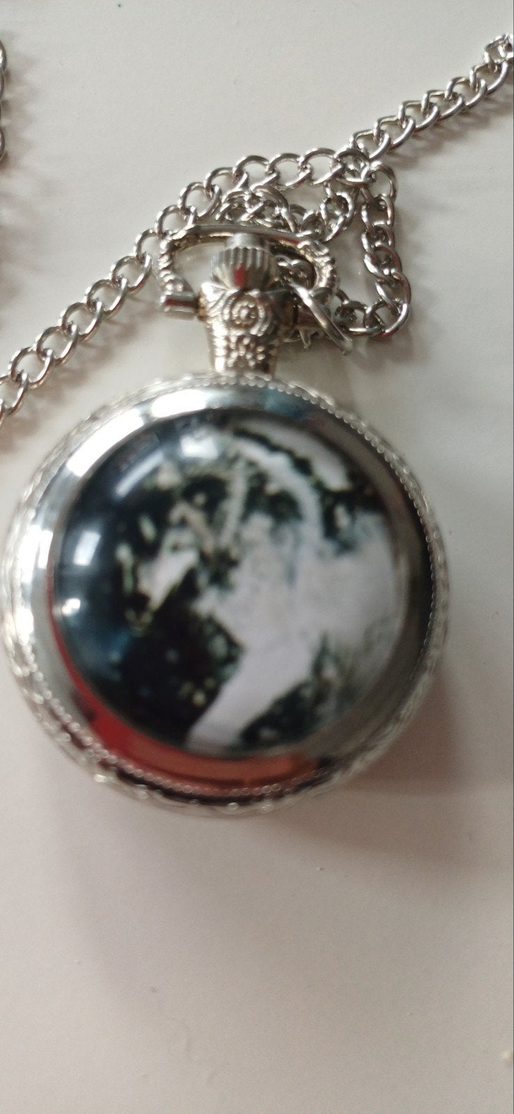 ketting met horloge met Husky of Malamute afbeelding, Ophalen, Zilver, Overige materialen, Met hanger