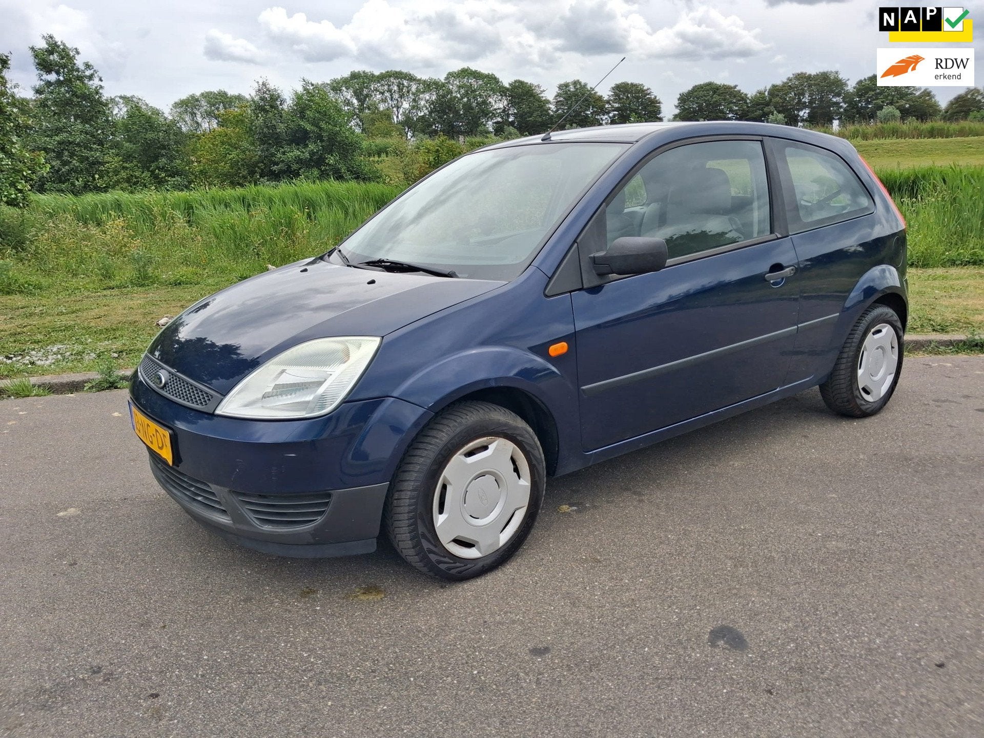 Ford Fiesta 1.25-16V Celebration BJ 2003 APK GEKEURD, Auto's, Voorwielaandrijving, 1242 cc, 4 cilinders, Origineel Nederlands