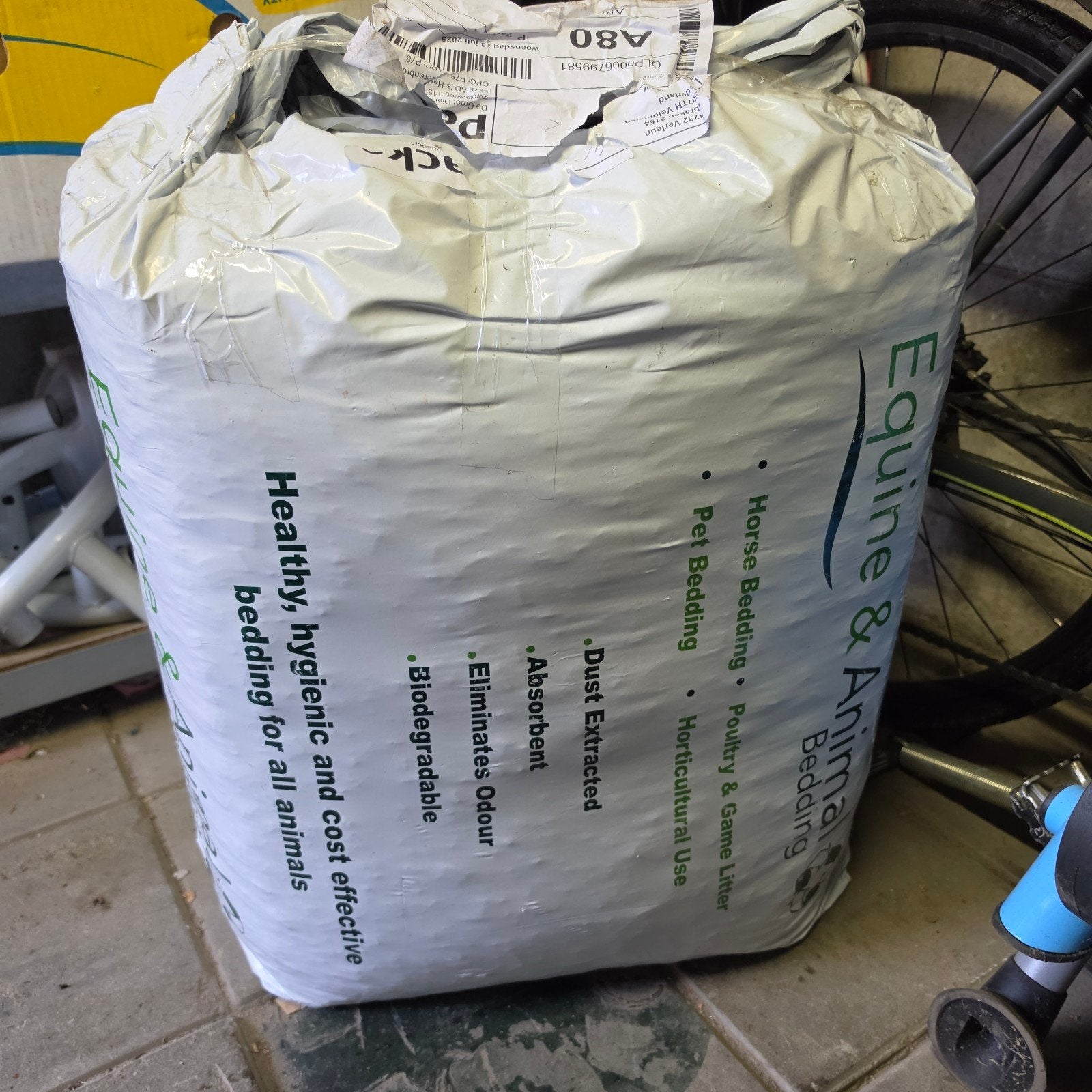 ecobale karton bodembedekking, Ophalen