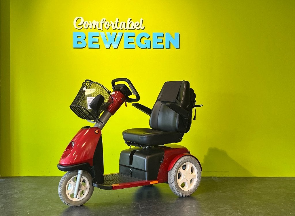 Scootmobiel TROPHY, Ophalen, Gebruikt, Sterling, 16 km/u of meer
