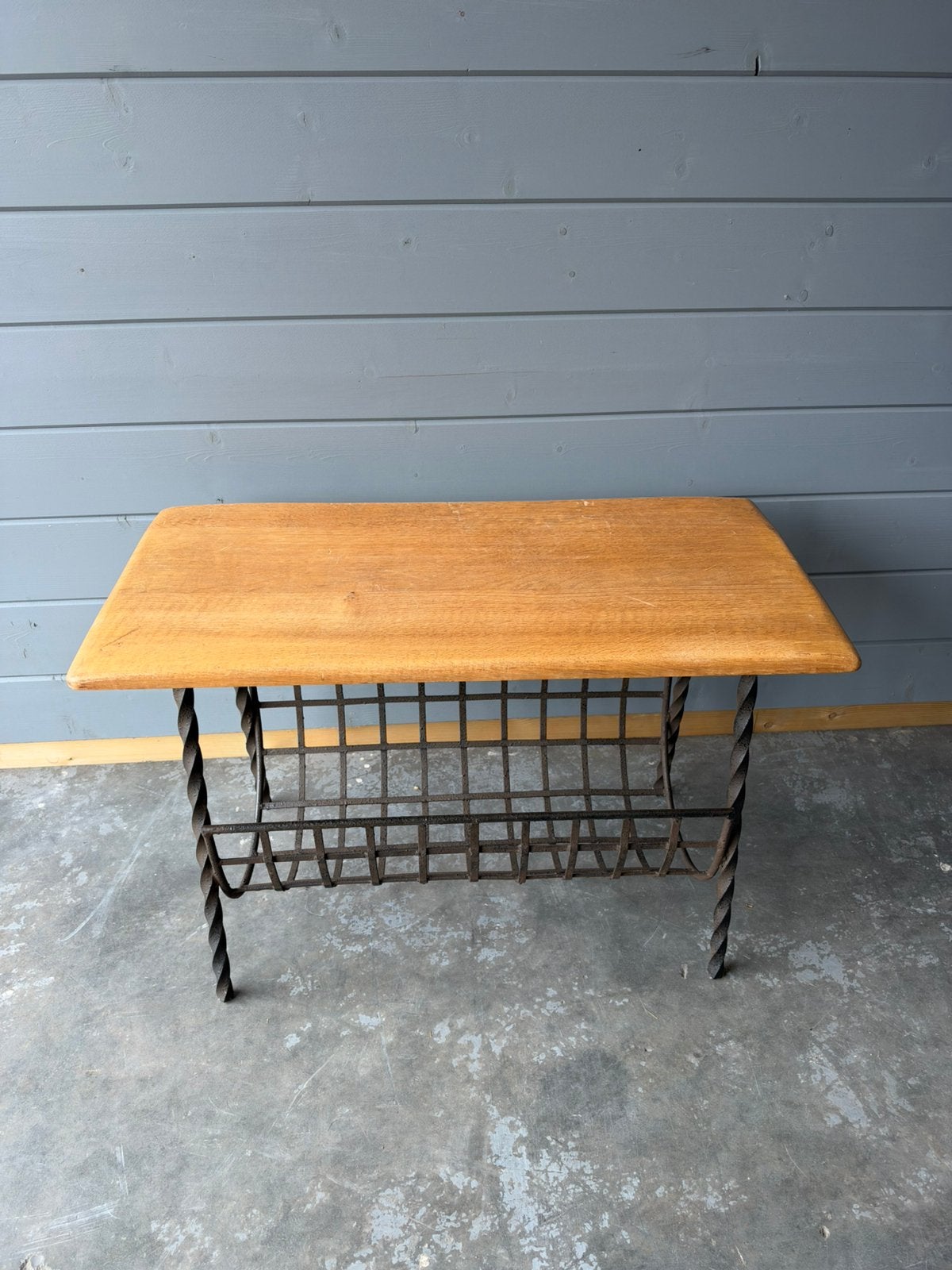 Leuke bijzettafel, Ophalen, O, O, O