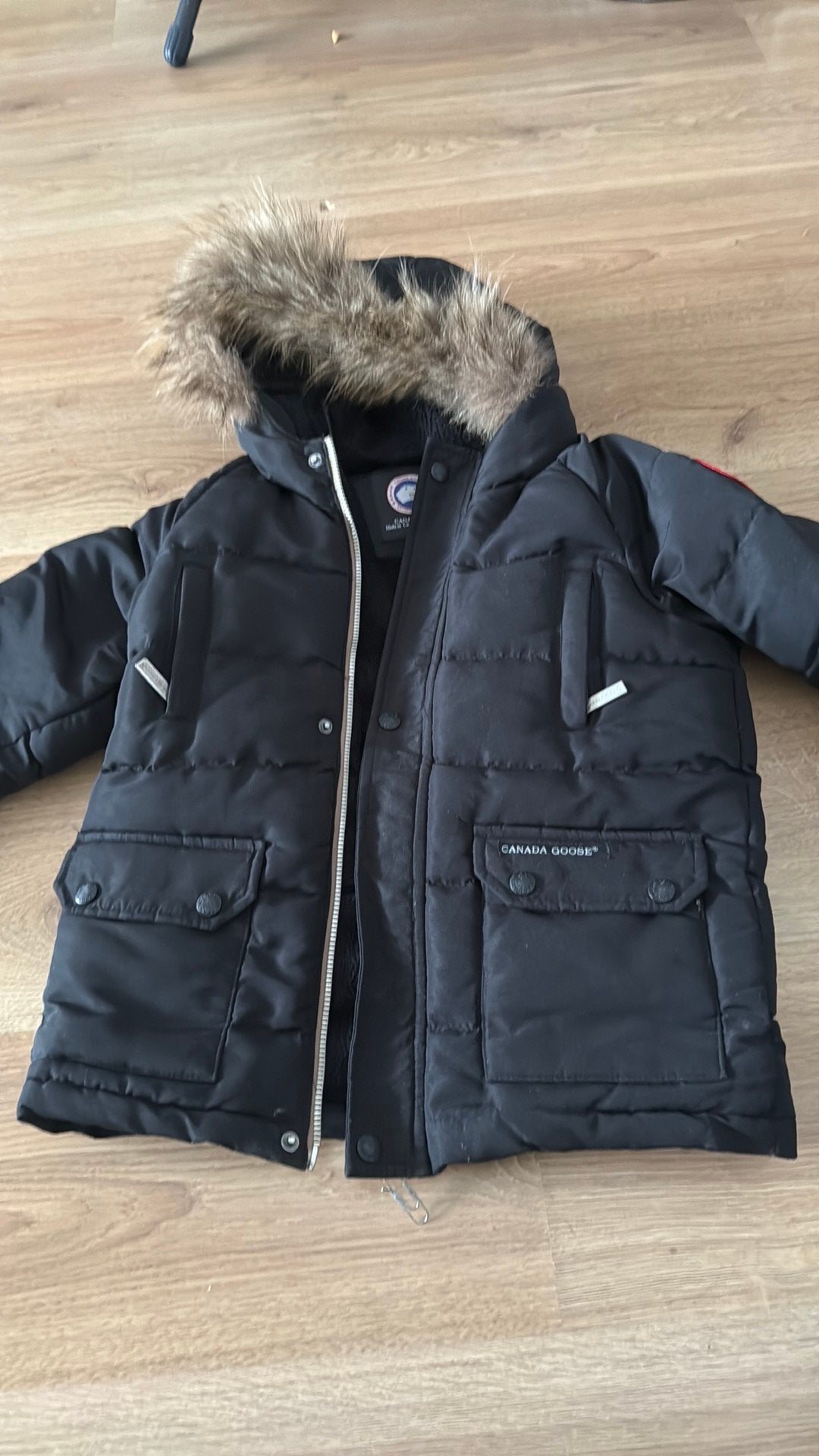 Canada Goose winterjas, Kinderen en Baby's, Ophalen of Verzenden, Zo goed als nieuw, Jongen, Jas