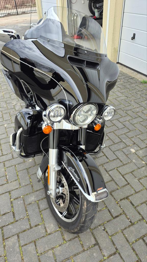 Harley-Davidson Electra Glide Ultra Limited, Motoren, 2 cilinders, Sportuitlaat, Motorrijbewijs A, Gebruikt