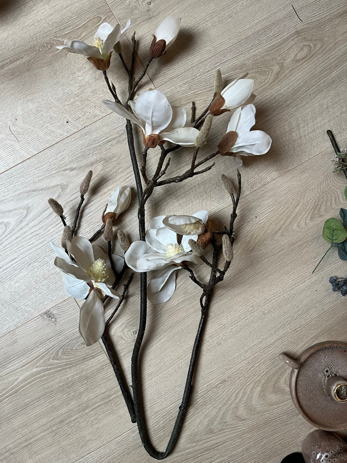 Prachtige kunsttakken met witte magnolia bloesem, Binnen, Textiel, Ophalen of Verzenden, Kunsttak