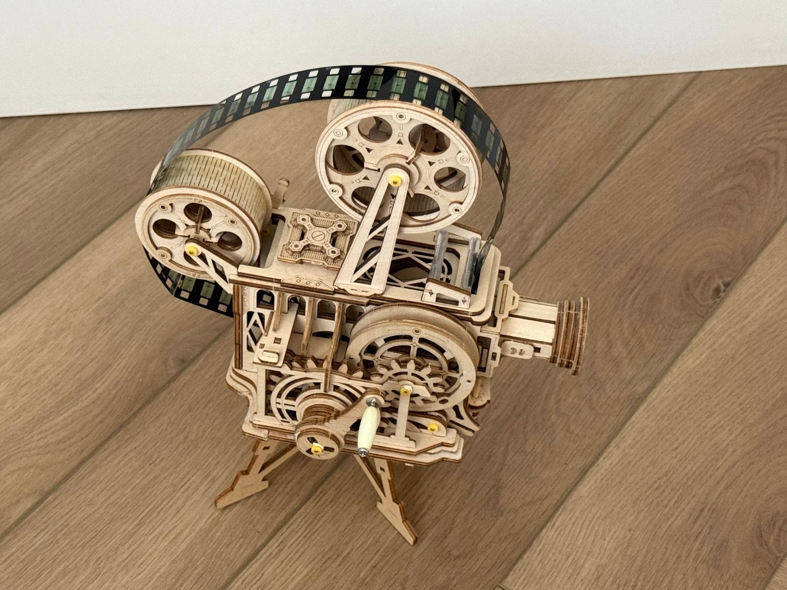 Houten modelbouw voertuigen en objecten, Hobby en Vrije tijd, Modelbouw | Auto's en Voertuigen, Zo goed als nieuw, Ophalen, Overige merken