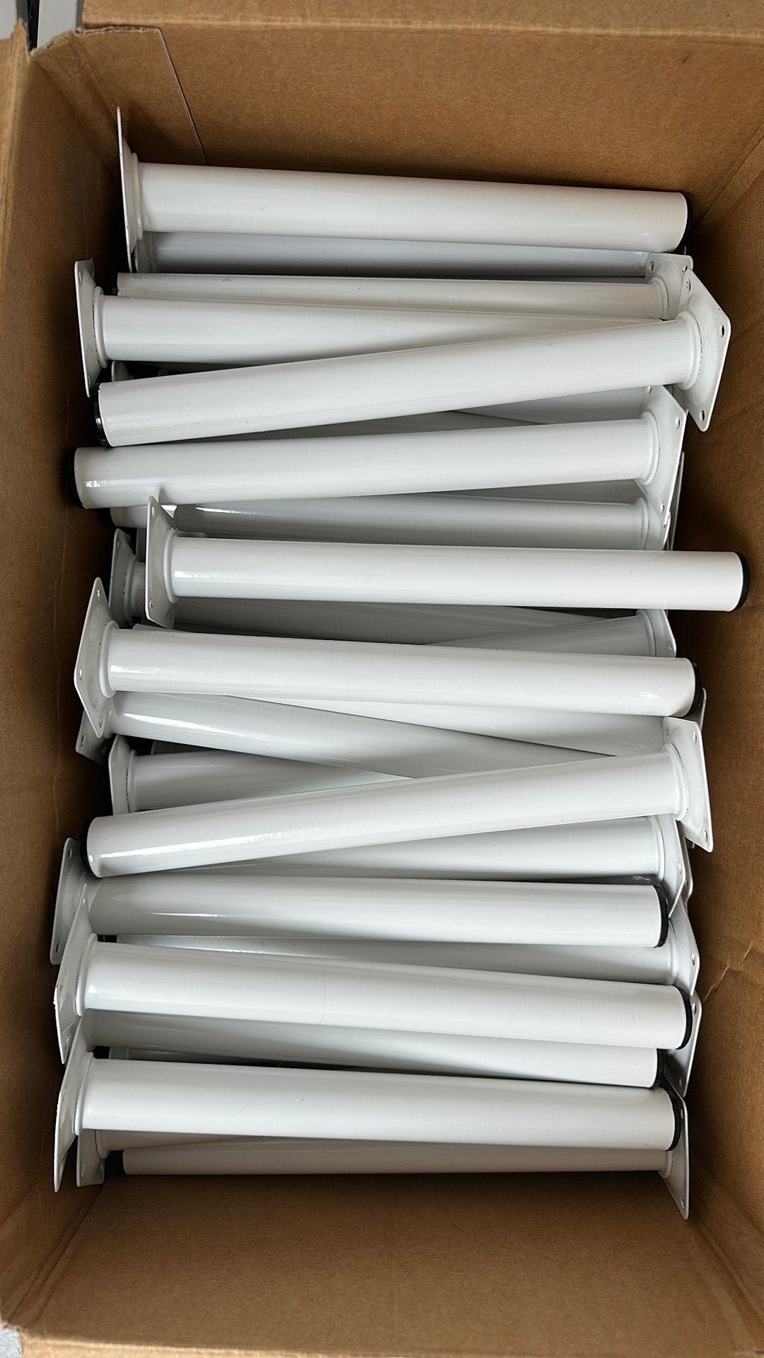 62 stuks Partij Duraline meubelpootjes 30 cm wit metaal, Tafelpoot, Gebruikt, Rond, Minder dan 50 cm