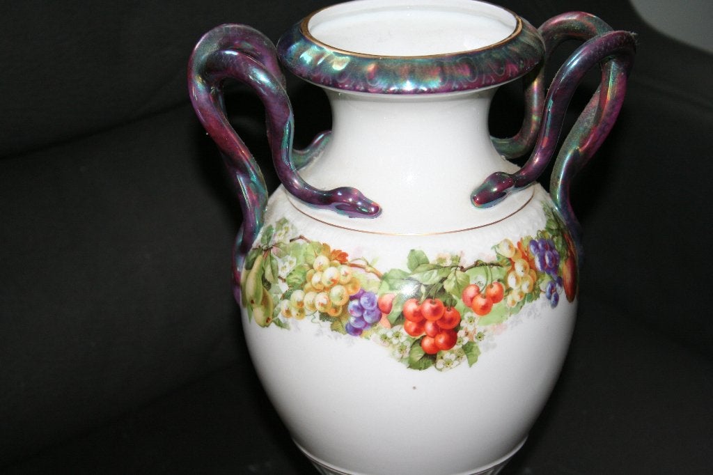 Vintage vaas met slangen en fruit motief, Antiek en Kunst, Ophalen of Verzenden
