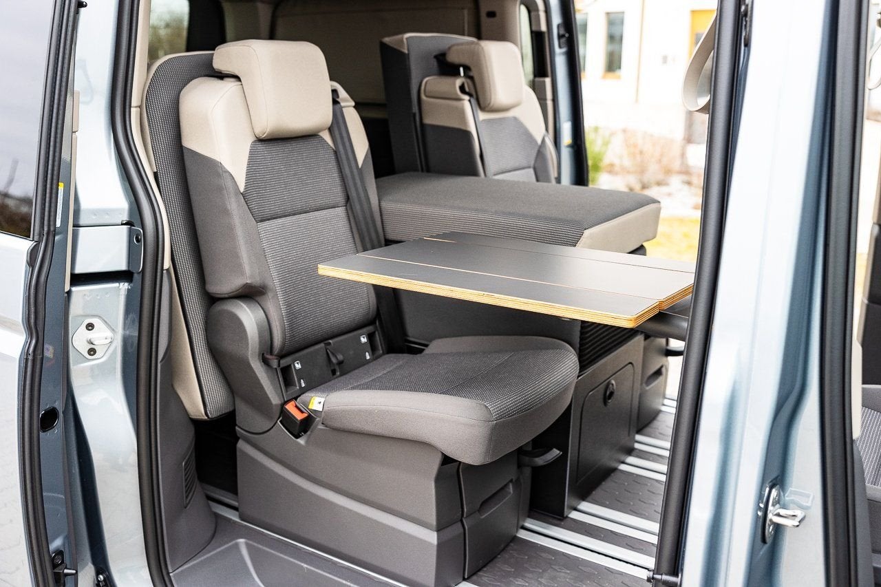 VW T7 Multivan California Beach Draaitafel in zit gedeelte, Ophalen, -, -, Nieuw