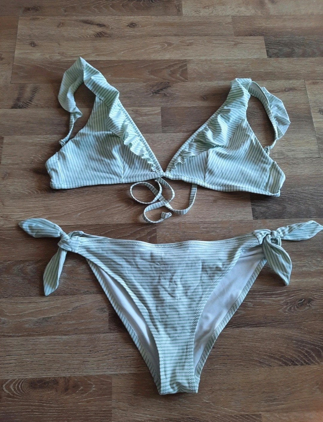 groen gestreepte bikini, H&M, Ophalen of Verzenden, Zo goed als nieuw, Bikini