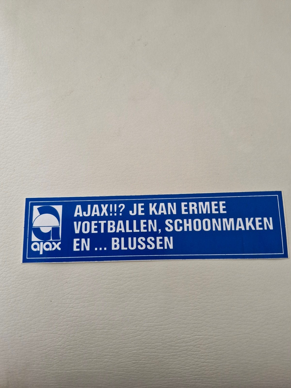 10005 Ajax sticker: Voetballen, Schoonmaken en Blussen, Ophalen of Verzenden, Nieuw, Merk