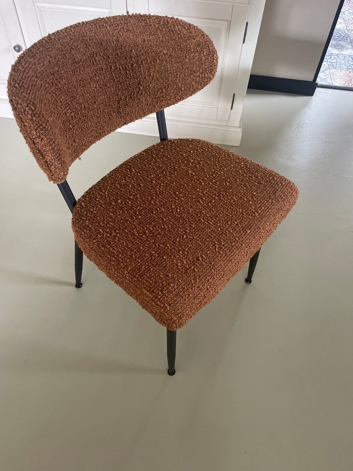 Set van 4 bruine teddy eetkamerstoelen * NIEUW*, Huis en Inrichting, Stoelen, Ophalen, Bruin, Nieuw, Vier