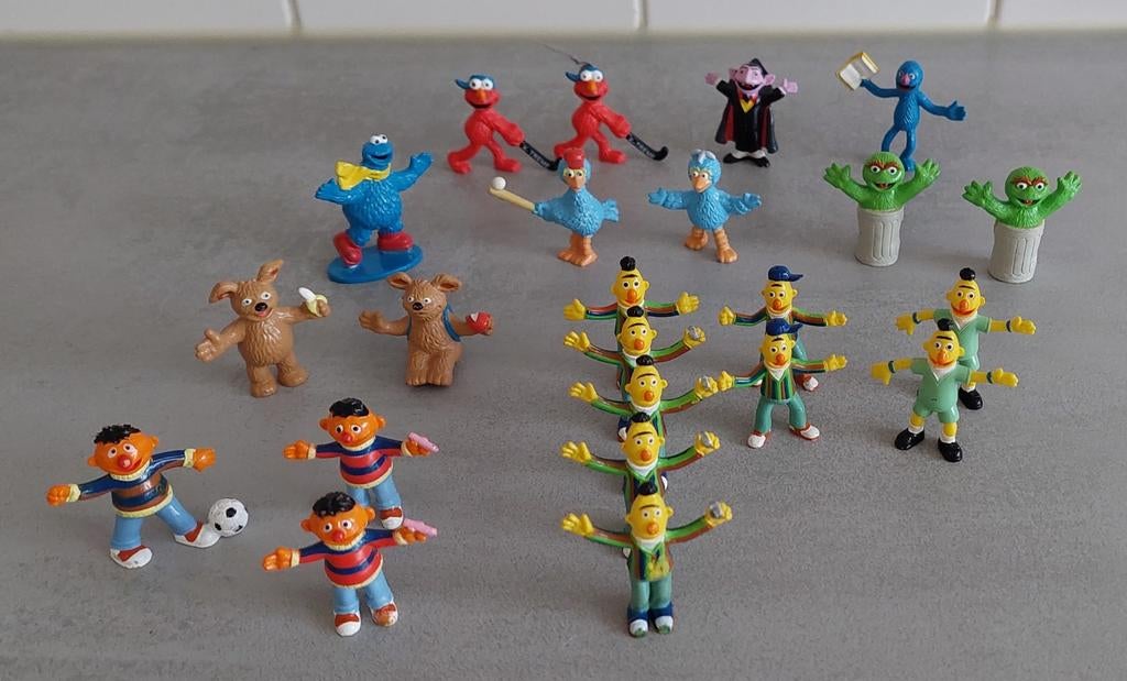 Sesamstraat figuurtjes o.a. Bert en Ernie, Pino, Ophalen of Verzenden, Zo goed als nieuw